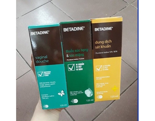 Nước súc miệng Betadine chai 125ml