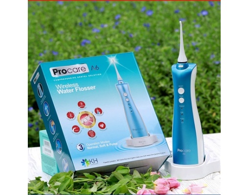 Máy tăm nước cầm tay cao cấp Procare A6